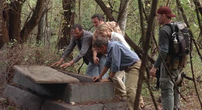 Кадры из Из-под земли (2010)