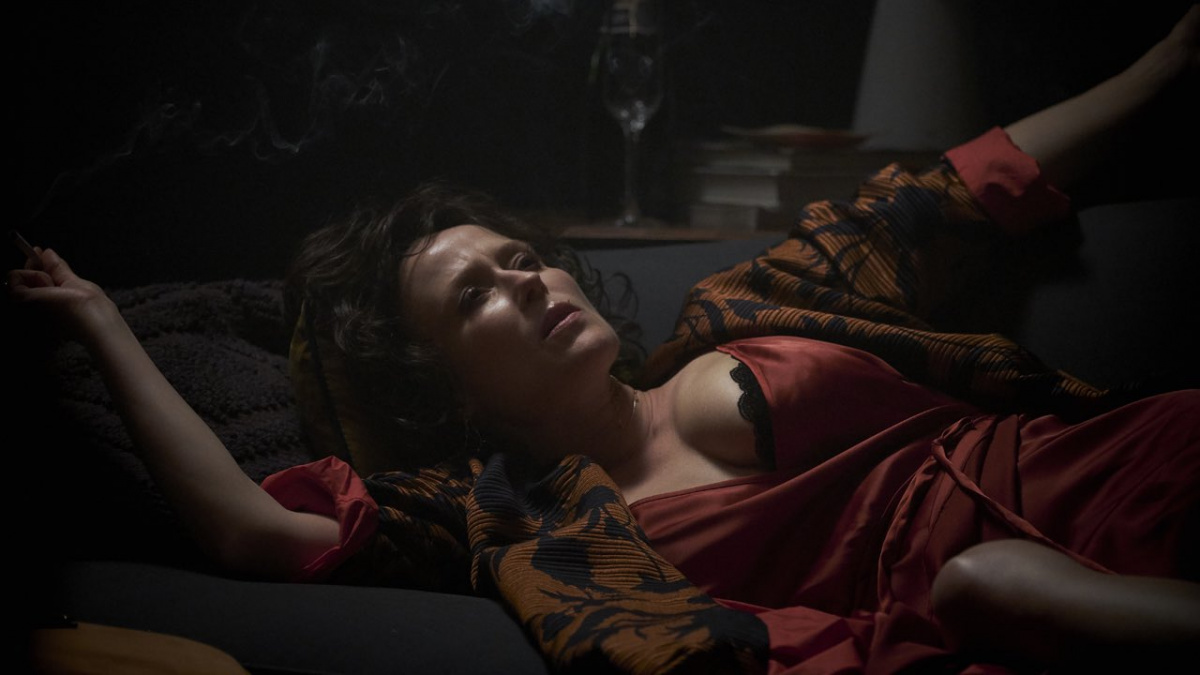 Кадры из Святая Мод (2019)