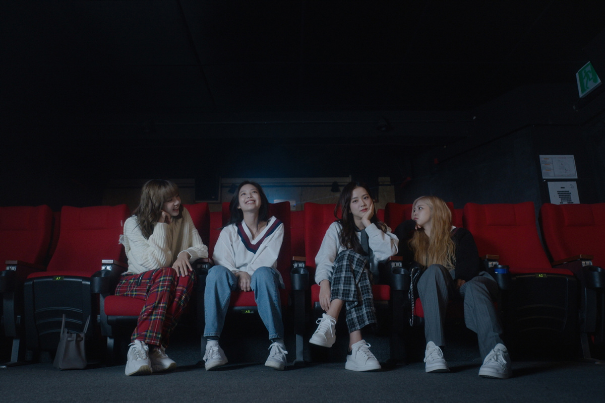 Blackpink: Зажги небо (2020)