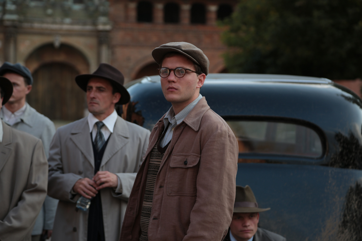 Кадры из Бомба (2020)