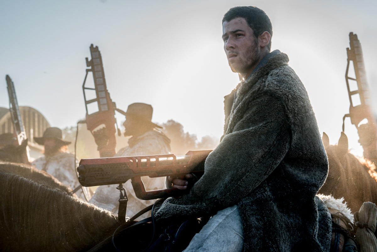 Кадры из Поступь хаоса (2021)