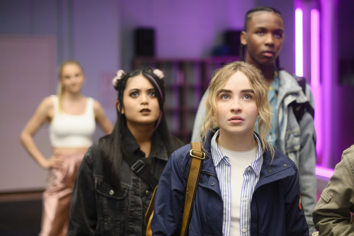 Шаг за шагом (2020)