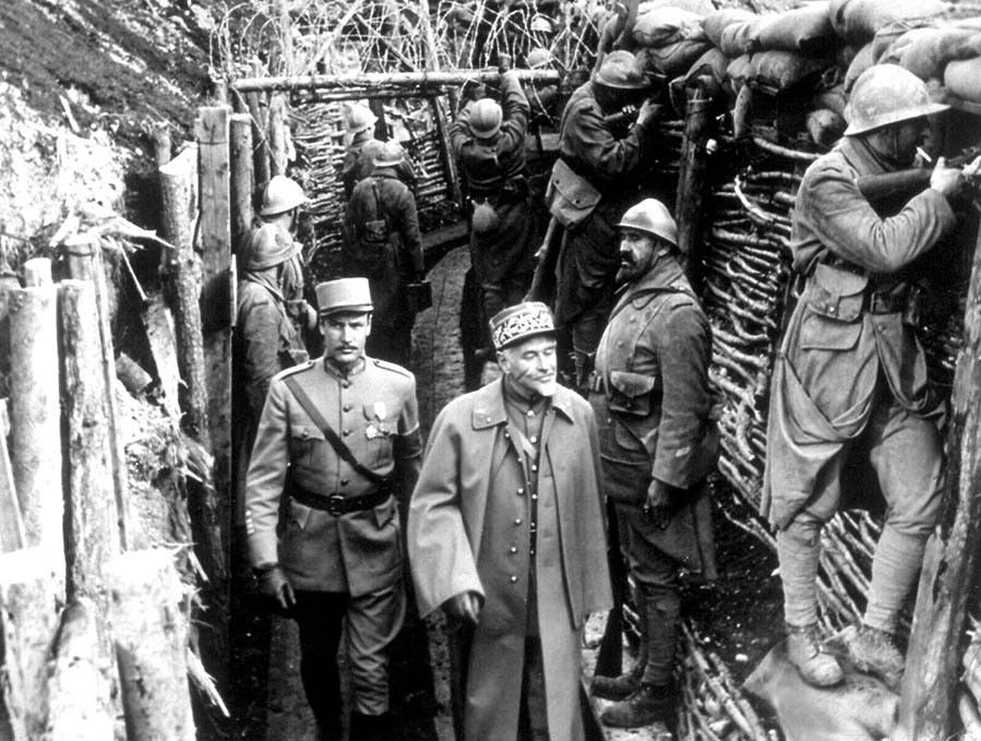 Кадры из Тропы славы (1957)