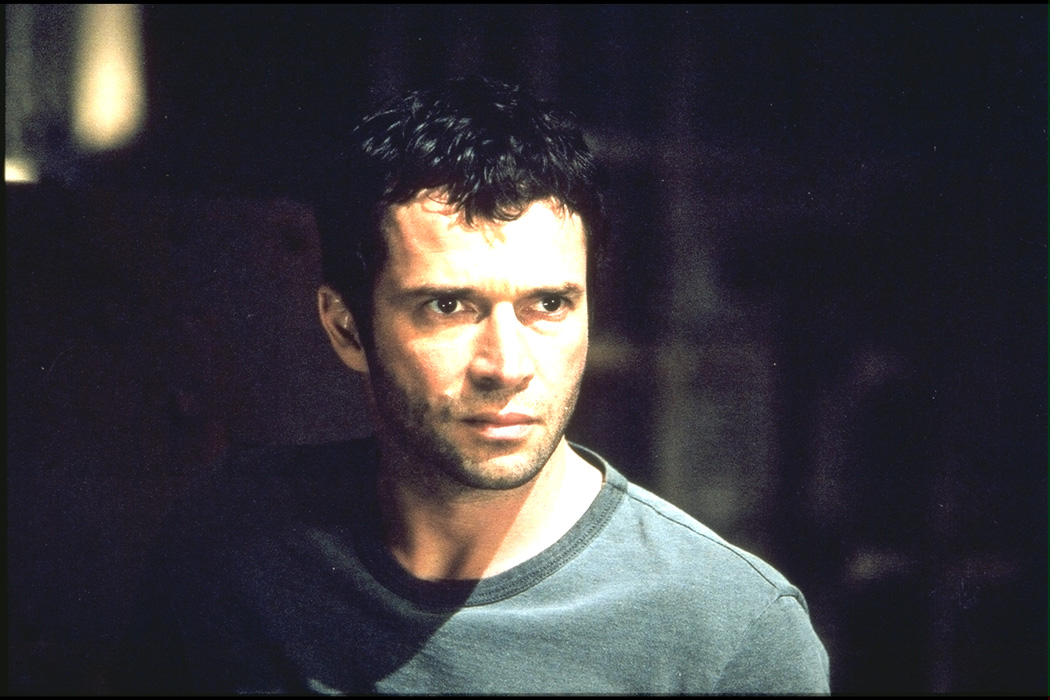 Кадры из Обитель зла (2002)