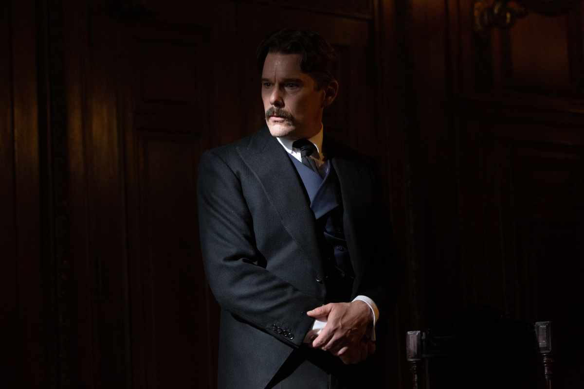 Кадры из Тесла (2020)