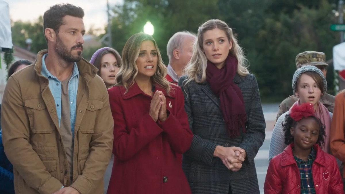 Рождество дома (2020)