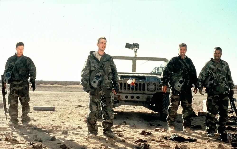 Кадры из Три короля (1999)