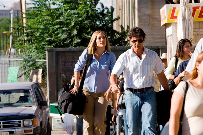 Кадры из Город на границе (2007)