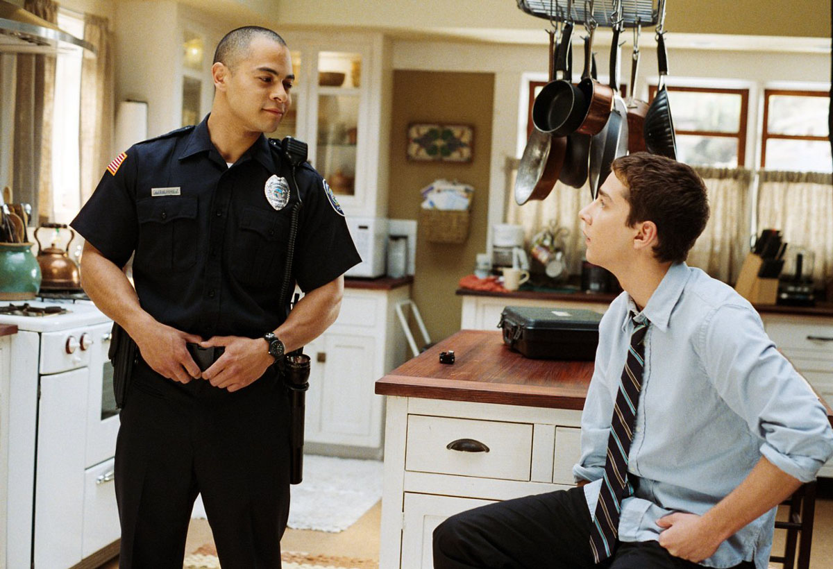 Кадры из Паранойя (2007)