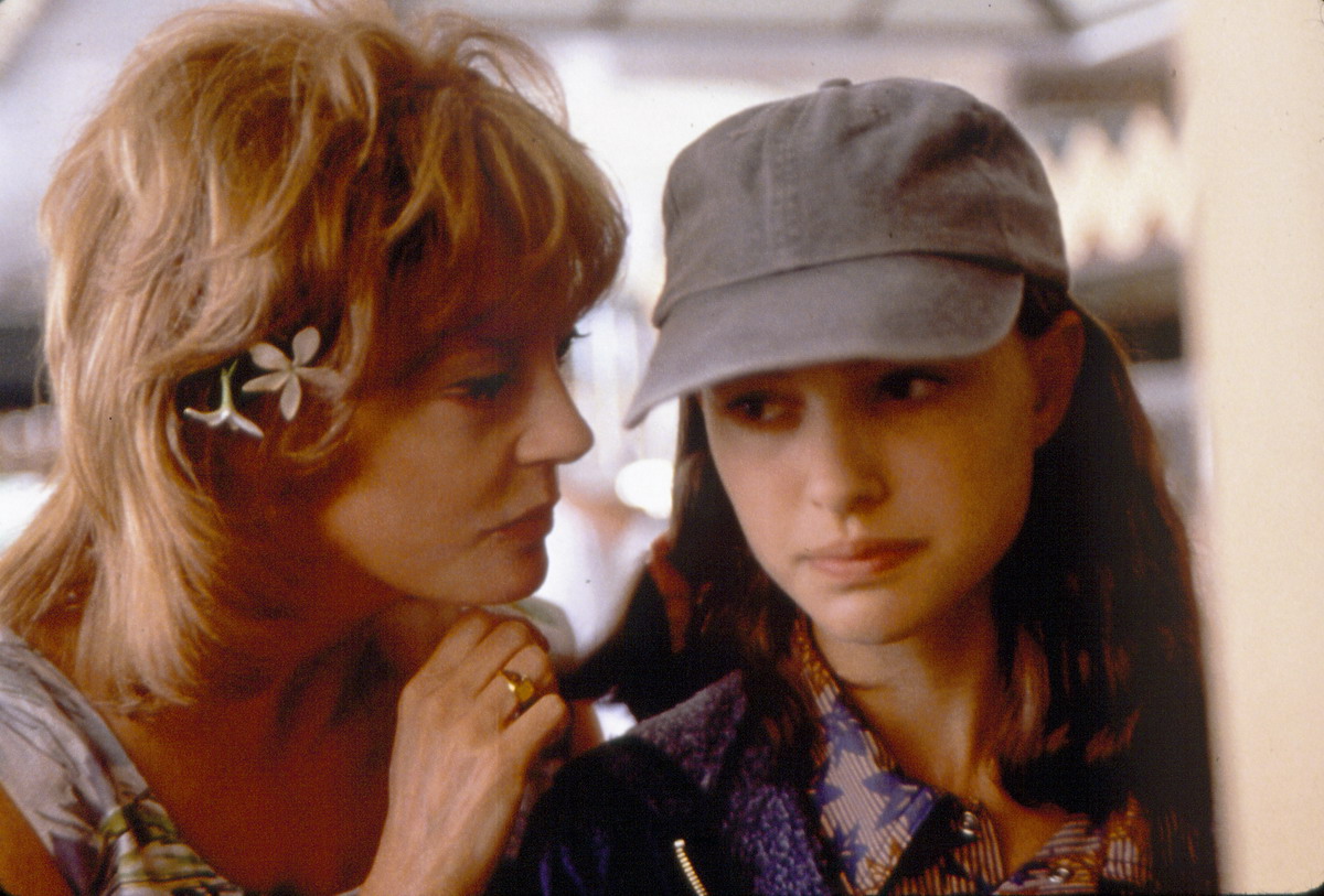 Кадры из Где угодно, только не здесь (1999)