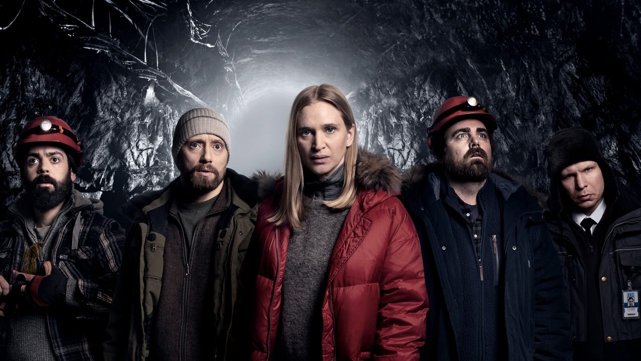 Кадры из Белая стена (2020)