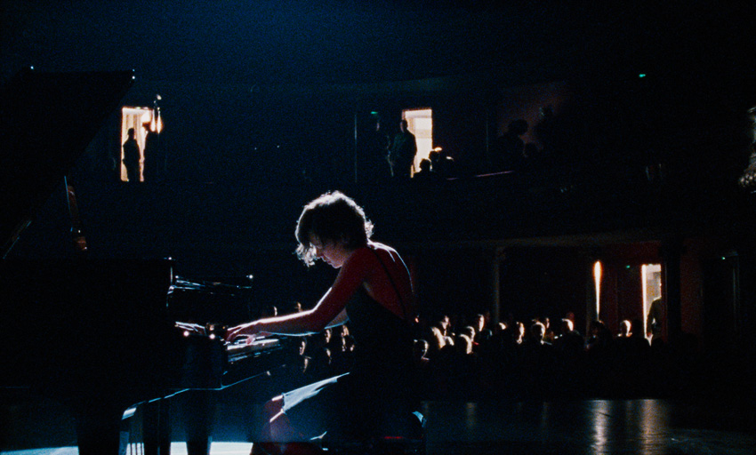 Кадры из Четыре минуты (2006)