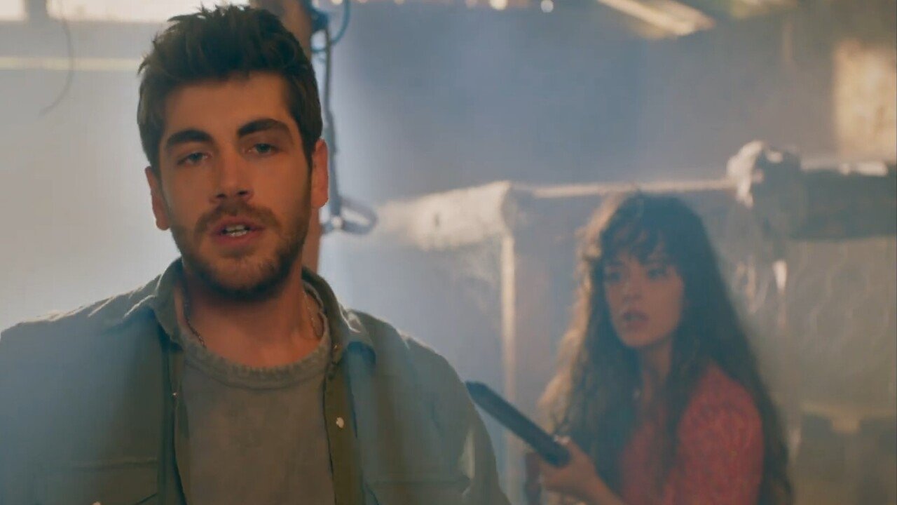 Кадры из Я тебя никому не отдам (2023)