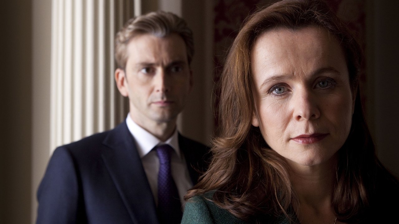 Кадры из Муж женщины-политика (2013)