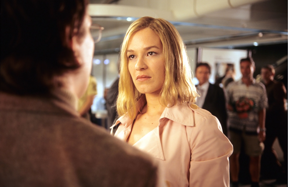 Кадры из Элементарные частицы (2006)