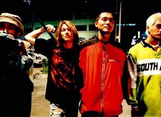 Кадры из Атакуй заправки! (1999)