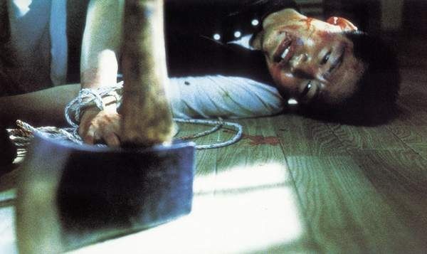 Кадры из Кровавый пляж (2000)