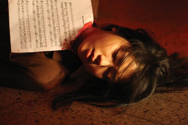 Шёпот стен 4: Голос (2005)