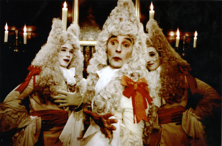 Контракт рисовальщика (1982)