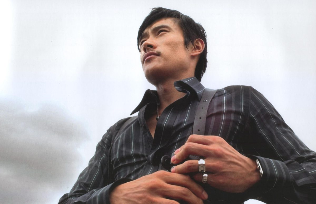 Кадры из Я прихожу с дождём (2009)