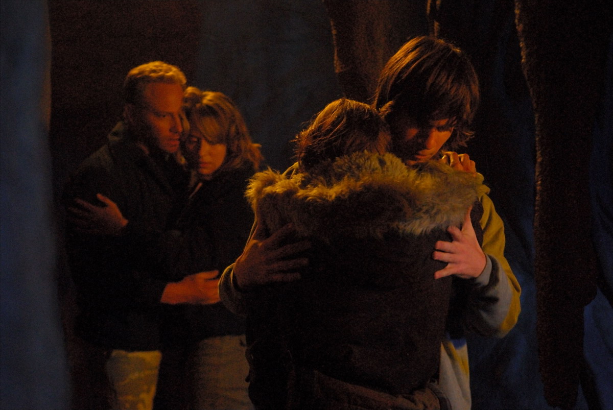 Кадры из Огненный смерч (2008)