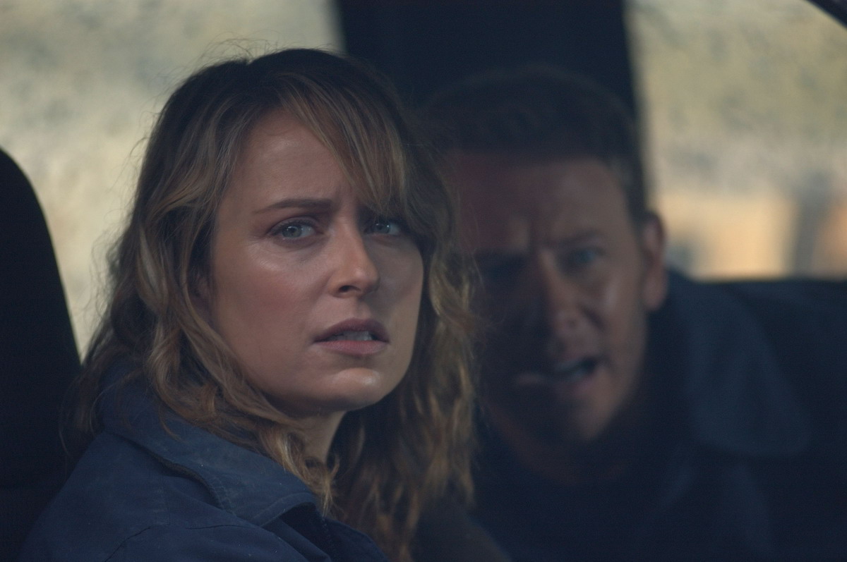 Кадры из Огненный смерч (2008)