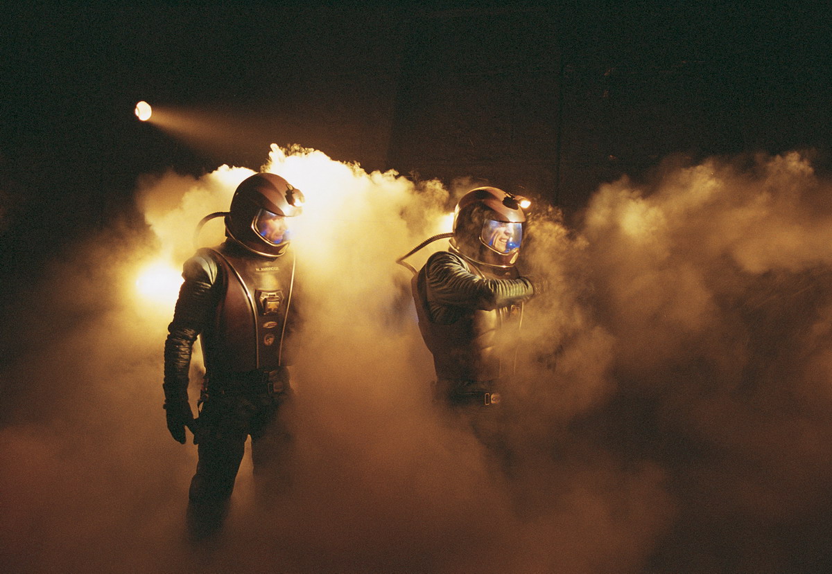 Кадры из Звездный отряд: Война на Марсе (2005)