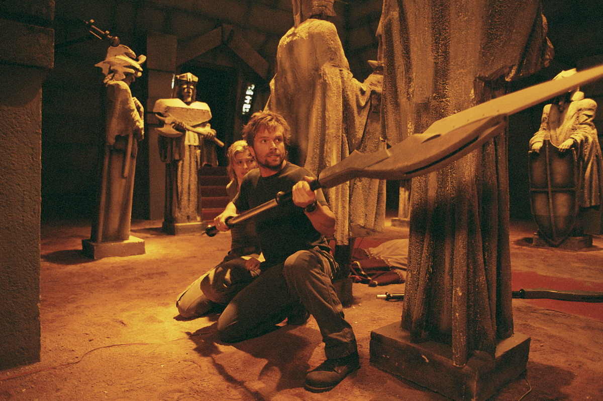 Кадры из Звездный отряд: Война на Марсе (2005)