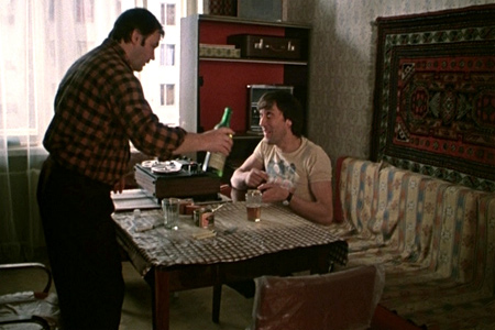 Кадры из Влюблен по собственному желанию (1982)