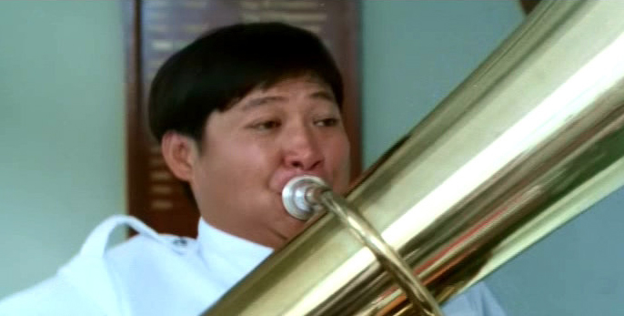 Кадры из Где офицер Туба? (1986)