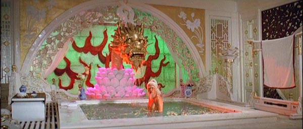 Кадры из Клан Белого лотоса (1980)