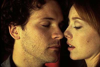 Кадры из Центр мира (2001)