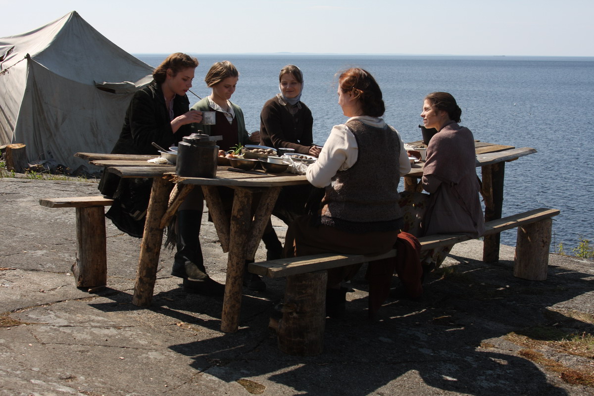 Кадры из Одна война (2010)