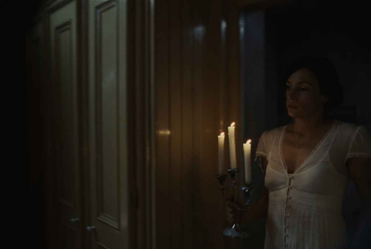 Кадры из 100 футов (2008)