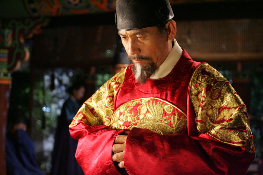 Кадры из Божественное оружие (2008)