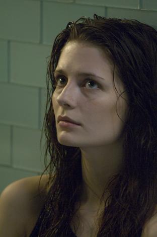 Кадры из Замурованные в стене (2009)