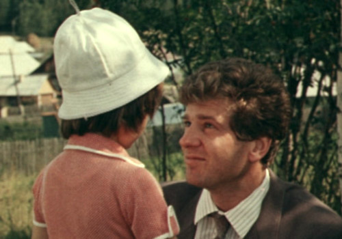 Кадры из Никто не заменит тебя (1983)