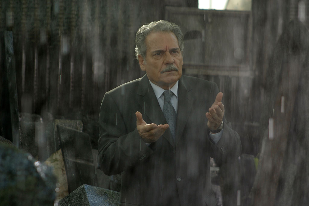 Кадры из Не смотри вниз (2008)