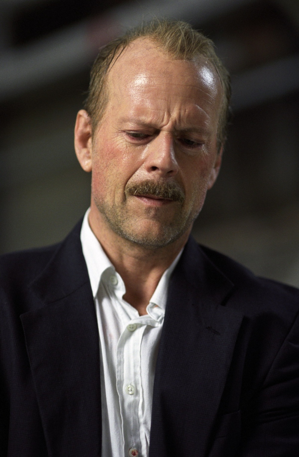 Кадры из 16 кварталов (2006)