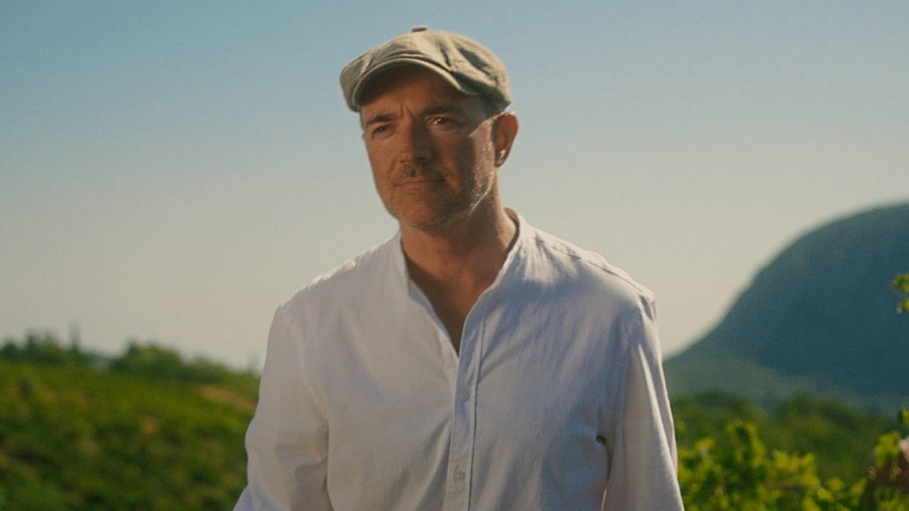 Кадры из Родные люди (2023)