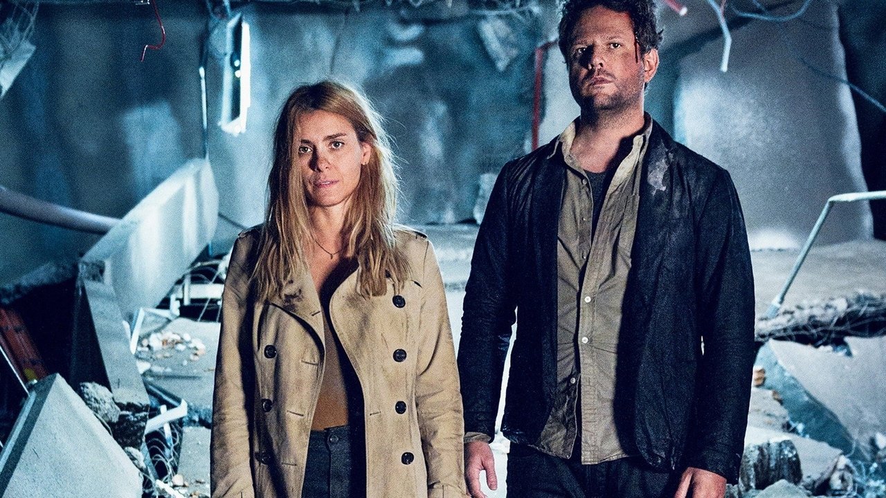 13 дней вдали от солнца (2018)