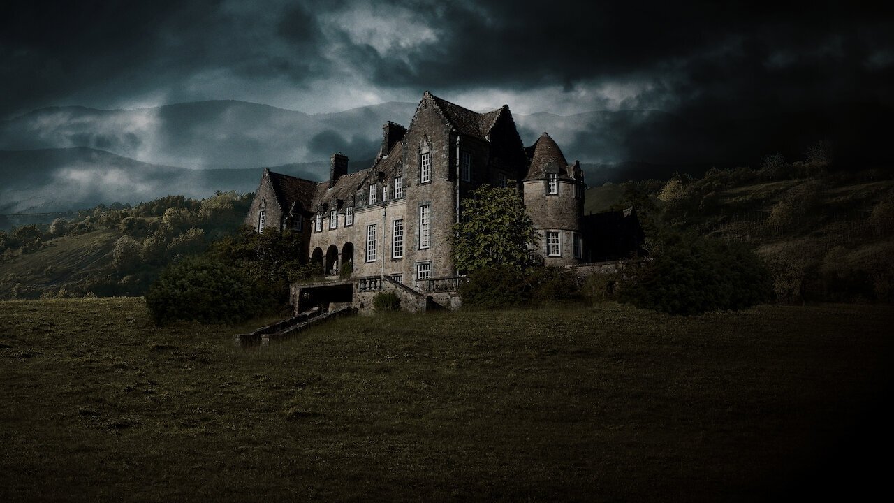 Кадры из В её глазах (2021)