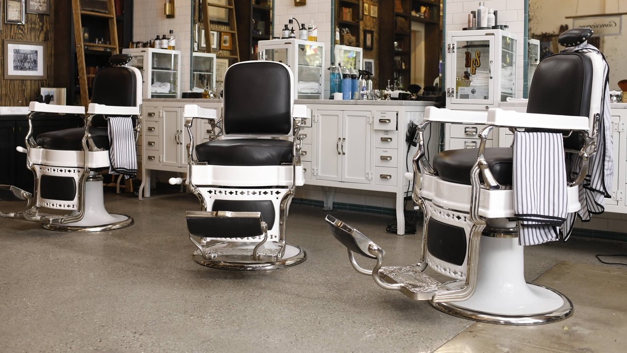 Кадры из Барбершоп (2018)