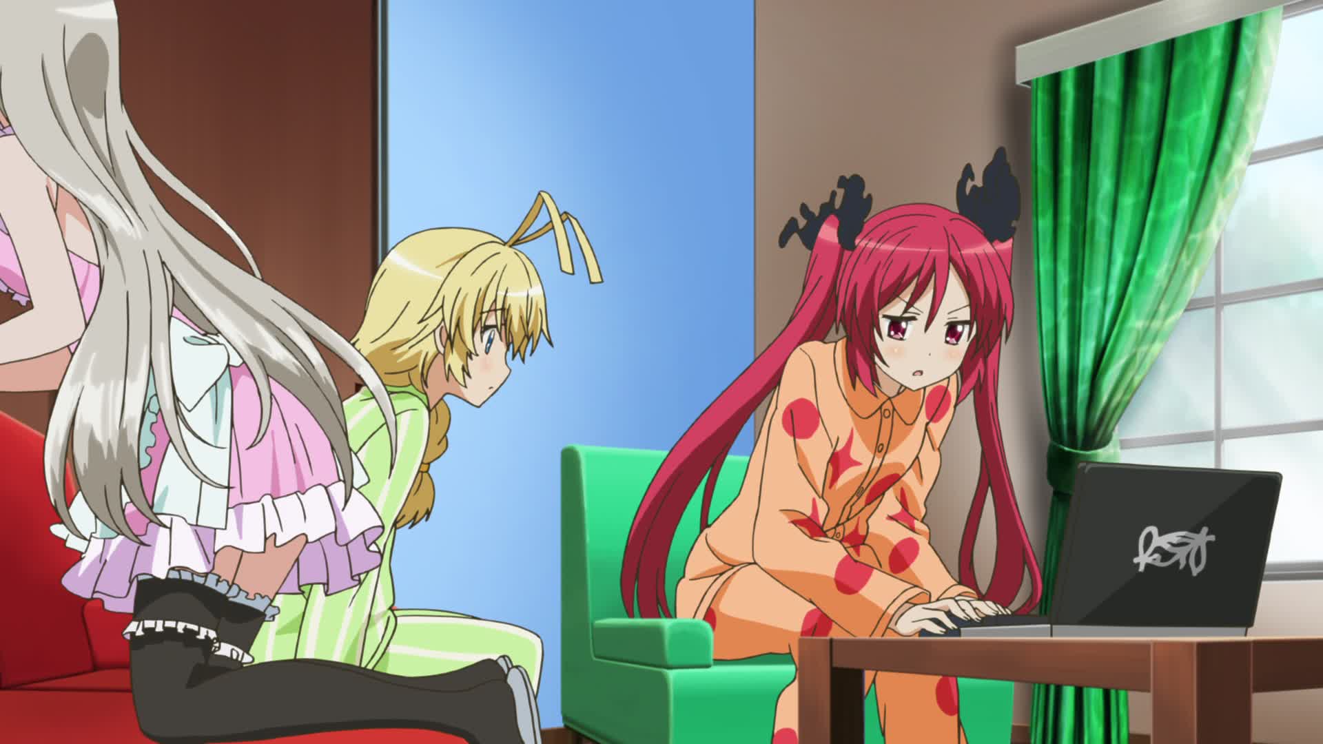 Кадры из Вперед! Няруко-сан (2012)