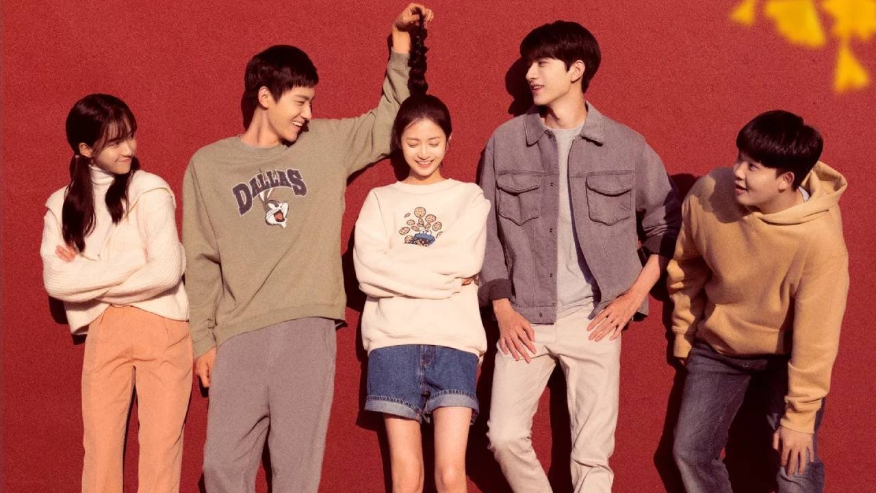 Кадры из Глазурованная плитка (2022)