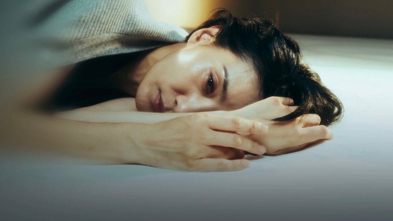 Кадры из Бумажная луна (2023)